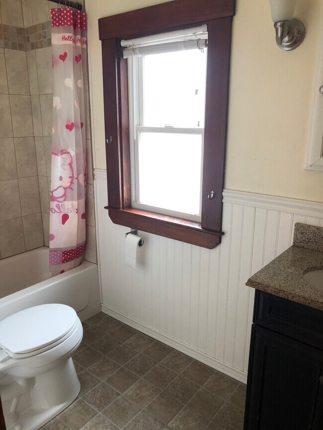 Foto del edificio - 99 Maplewood Ave