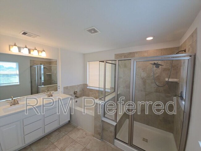 Foto del edificio - 14108 Spring Birch Ln