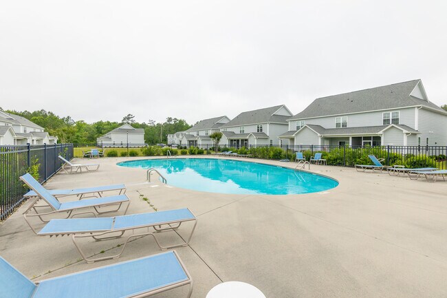 Community Pool - 175 Old Murdoch Rd