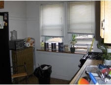 Kitchen - 7556-7558 S Calumet Ave