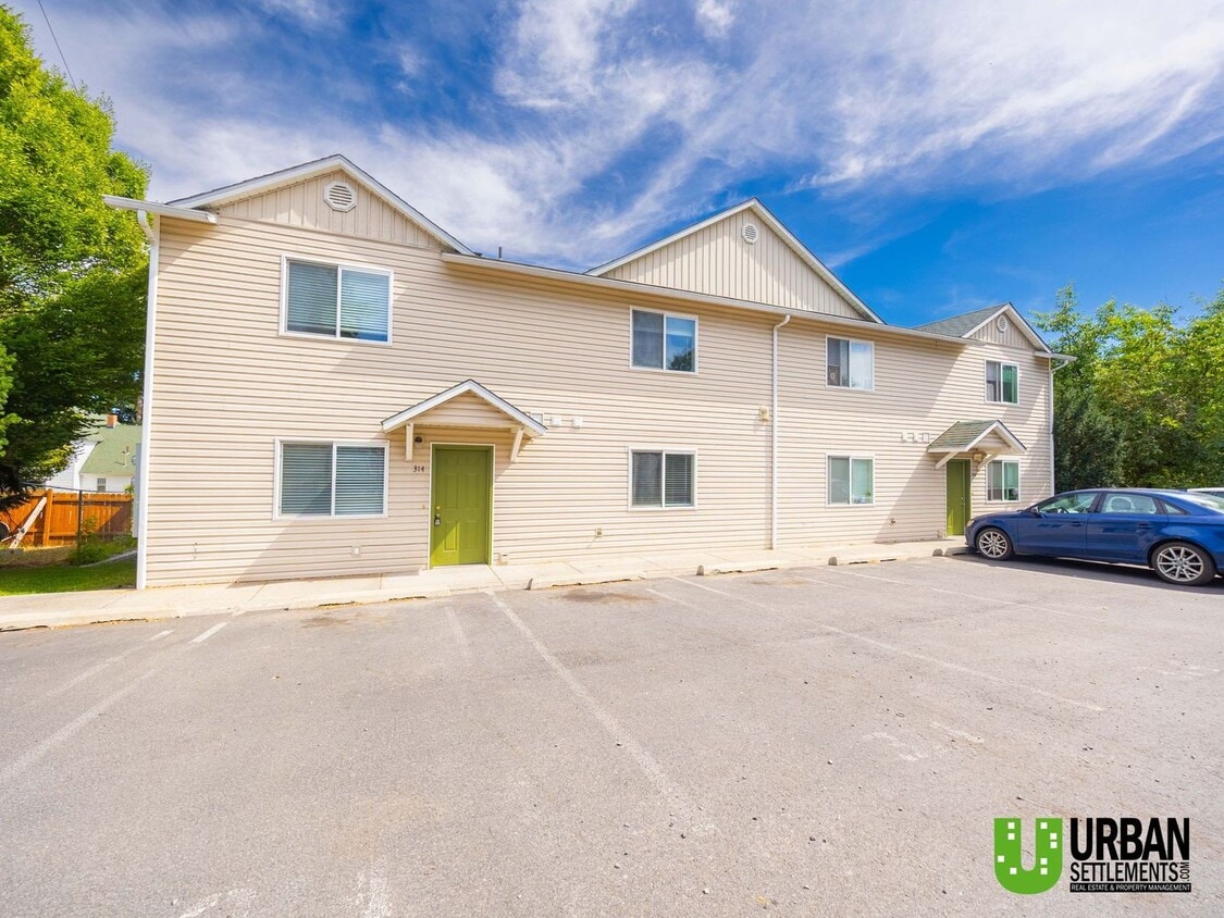 Foto principal - Spacious, clean, modern 4bd/2bth