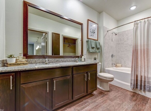 Building Photo - 329 E Colorado Blvd