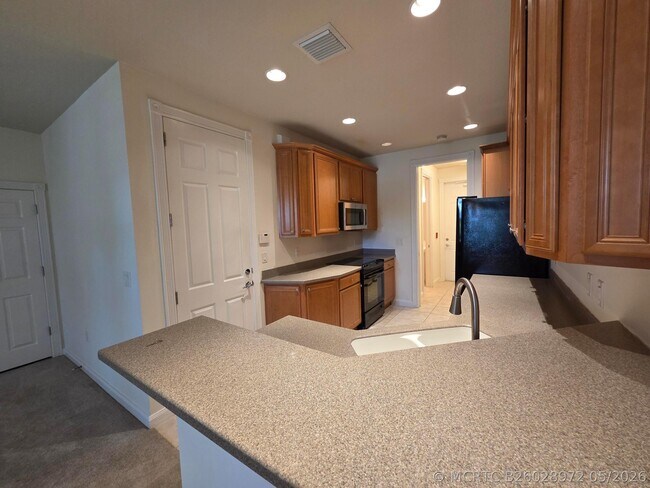 Building Photo - 1411 N Jeaga Dr