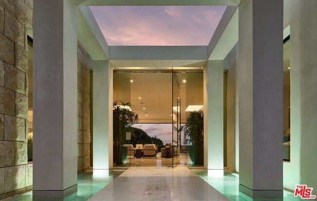 Foto del edificio - 1510 Loma Vista Dr