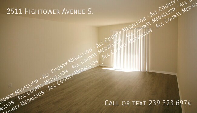 Foto del edificio - UPDATED AFFORDABLE 3 Bedroom 2 Bath Duplex...