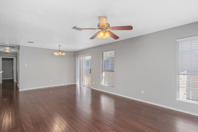 Building Photo - 7228 Aldea Dr