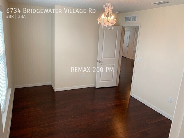 Building Photo - Beautiful Windermere Home!