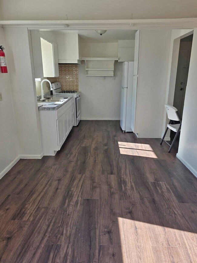 Foto del edificio - 53080 Harrison St