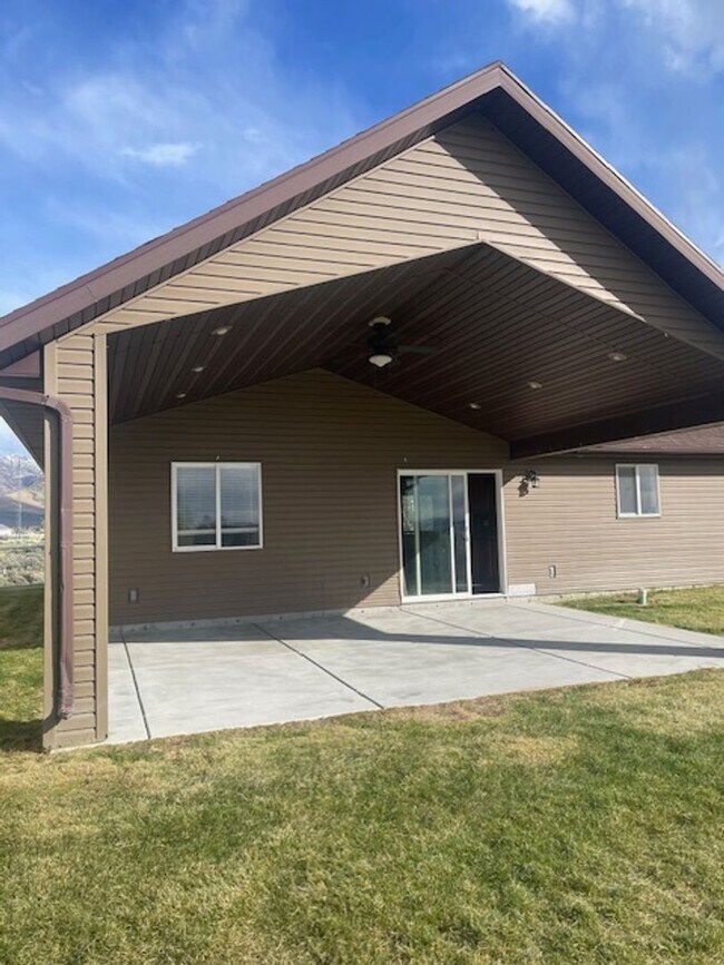 Foto del edificio - Very nice Spring Creek Home