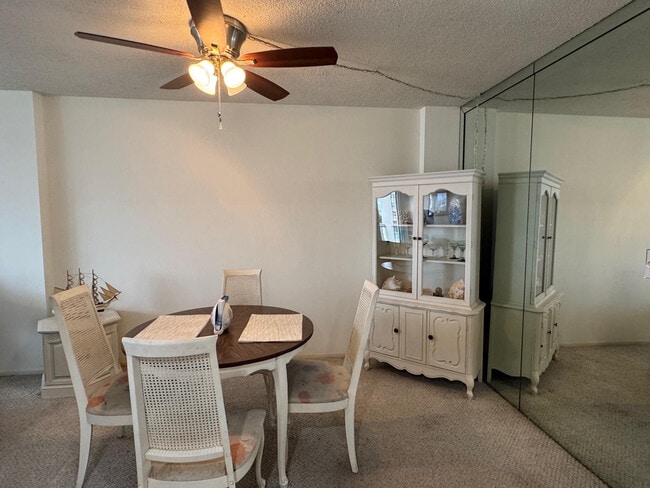 Building Photo - 305 N Pompano Beach Blvd