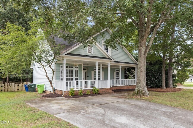 Foto del edificio - 2837 Tryon Pines Dr