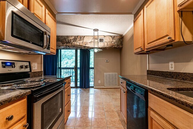 Foto del edificio - Renovated 3 Bedroom Condo in Reston!