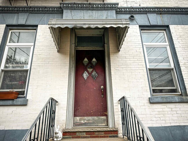 Foto del edificio - 2315-2317 New York Ave