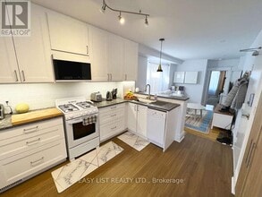 Building Photo - 5 Garnock Ave