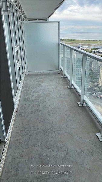 Photo du bâtiment - 2905 Bathurst St