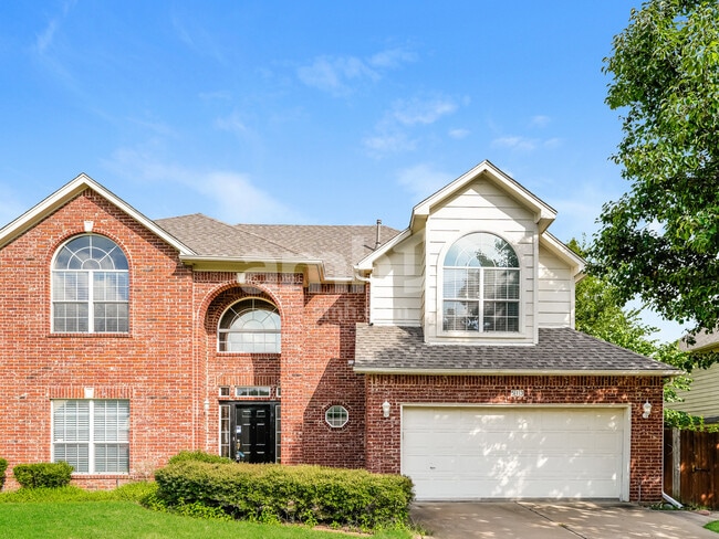 Building Photo - 513 N Sweet Gum Ave