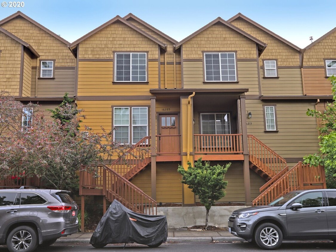 Foto principal - Great Townhouse Near Nike/Costco