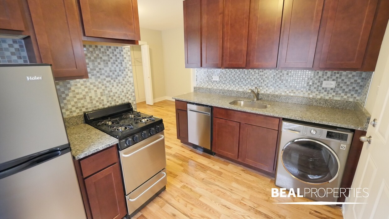Foto principal - 2906 N Mildred Ave