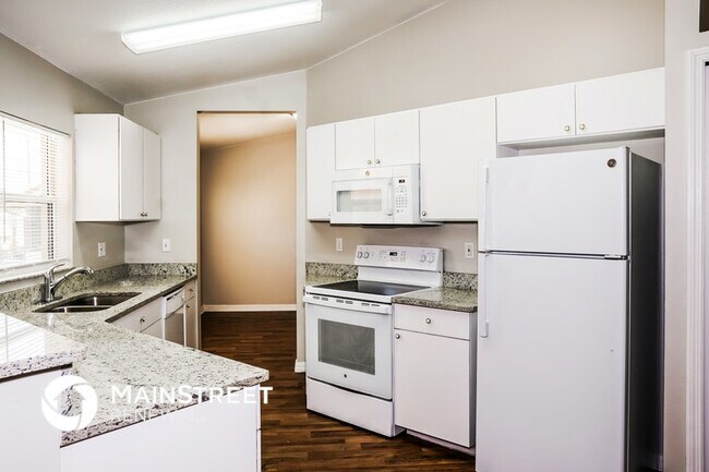 Foto del edificio - 1510 Glencove Ave NW