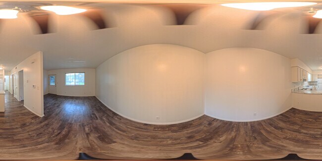 Foto del edificio - 214 NW Chapel Dr