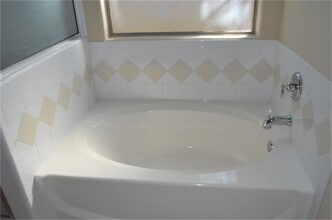 Building Photo - 12929 Corona Ct