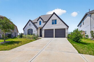 Building Photo - 31310 Wildflower Fld Ct