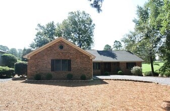Building Photo - 85 Turtle Point Rd