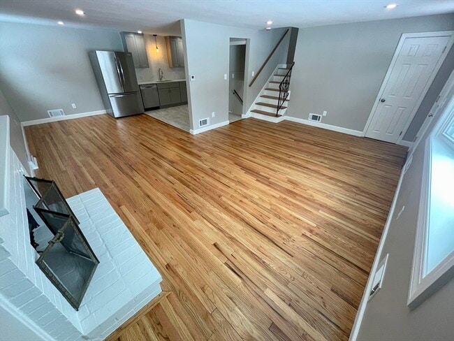 Building Photo - 34 Foster Dr