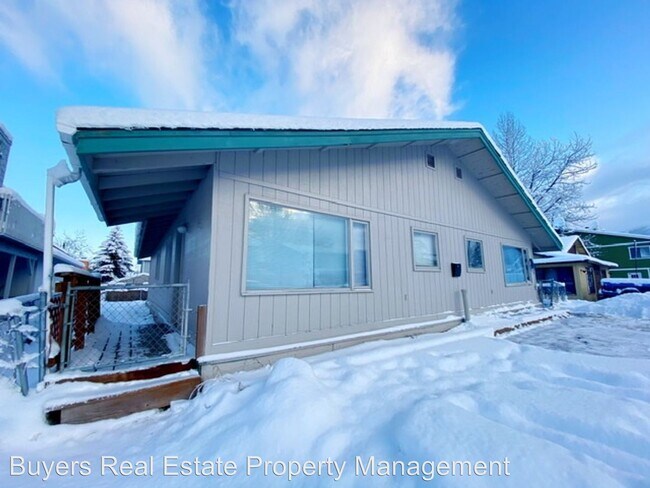 Building Photo - 8531 Shrub Ct