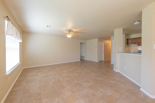 Foto del edificio - 419 Indian Meadow Dr