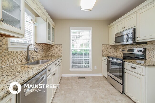 Foto del edificio - 2800 Sutherland Dr