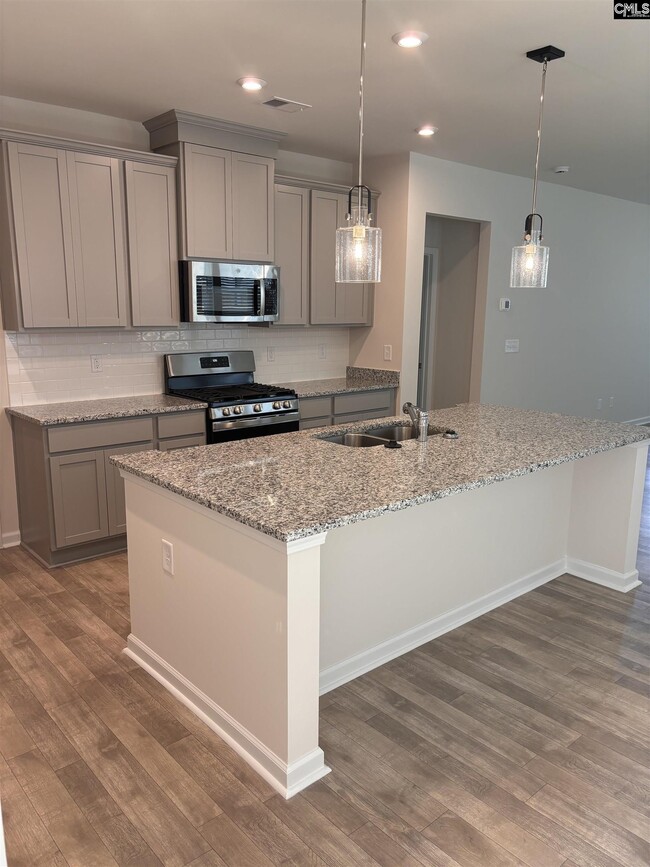 Building Photo - 28 Harvest Moon Dr