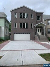 Building Photo - 27 Eppirt St Building Photo - 27 Eppirt St