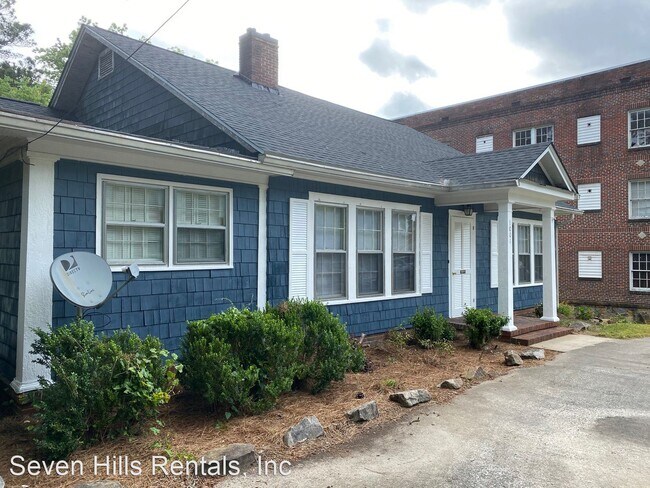 Foto del edificio - 3 br, 2 bath House - 1001 E. 2nd Avenue