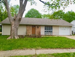 Building Photo - 912 Dogwood Dr