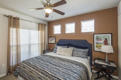 Foto del edificio - 715 W Slaughter Ln