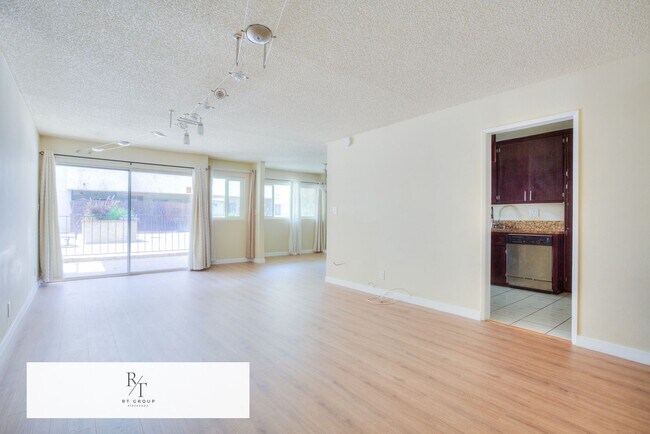 Foto del edificio - Beautiful 2BR/2BA Home in Pasadena – Prime Location!