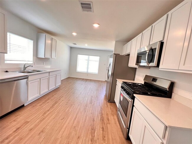 Building Photo - 26902 Jasmine Breeze Dr