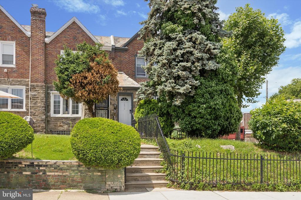 Foto principal - 1873 E Tulpehocken St