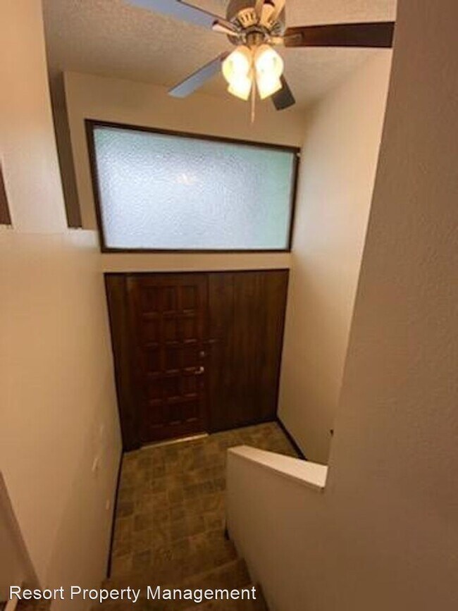 Foto del edificio - 4 br, 2 bath House - 2212 W. Honeysuckle Ave.