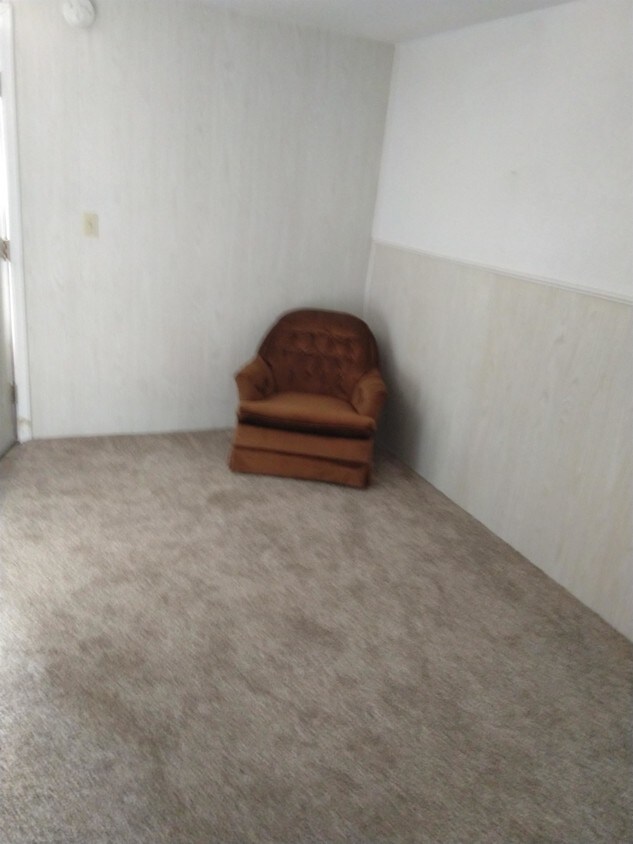 1325 1/2 W A St, Torrington, WY 82240 House Rental in Torrington, WY