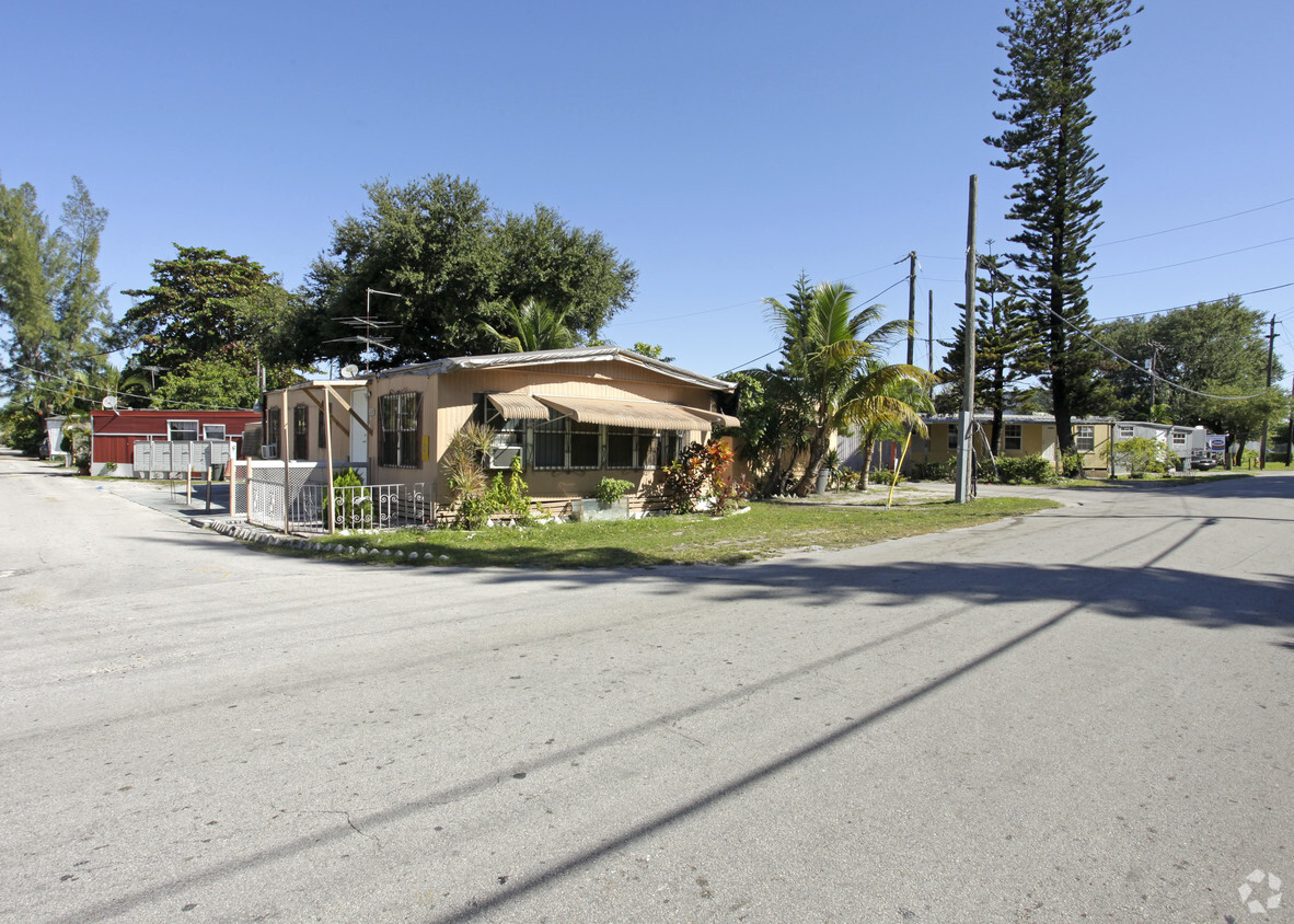 Foto del edificio - Blue Belle Trailer Park