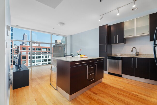 Foto del edificio - 225 S Sangamon St
