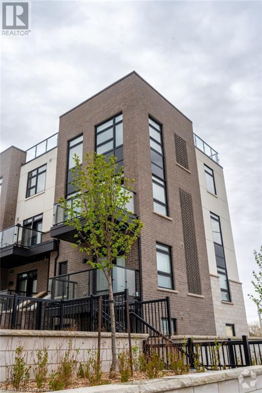 Building Photo - 1585 Rose Way