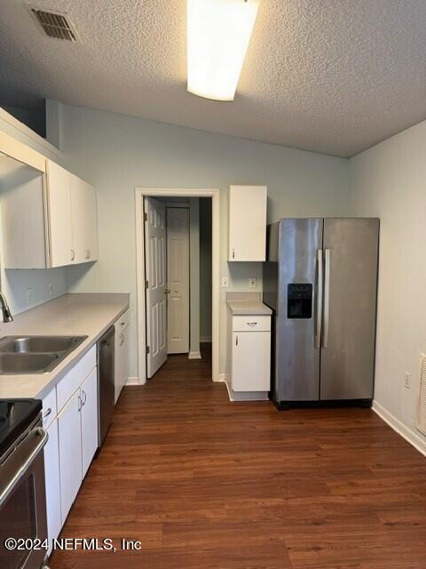 Building Photo - 9151 Ridge Brier Ln