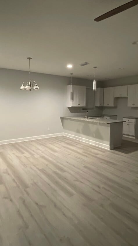 Building Photo - 9548 Fraser Fir Ct