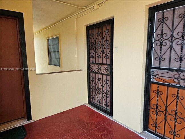 Foto del edificio - 47 NW 47th Ave