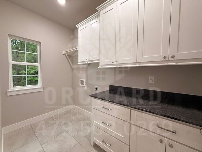 Foto del edificio - Bella Vista Single-Family Home- 2 Bed/ 2 Bath with Hobby Room- Well-Designed Cheston Plan