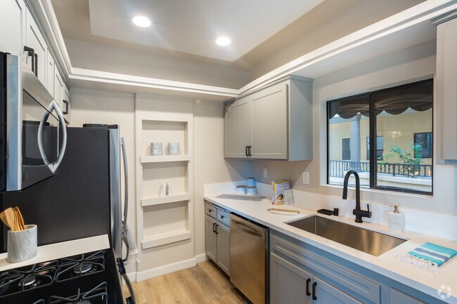 Foto del interior - VIA Sherman Oaks