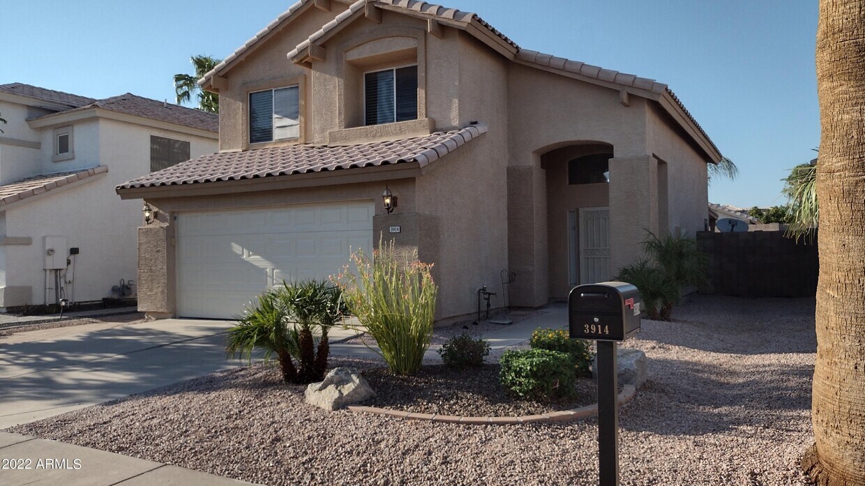 3914 E Morrow Dr, Phoenix, AZ 85050 House for Rent in Phoenix, AZ